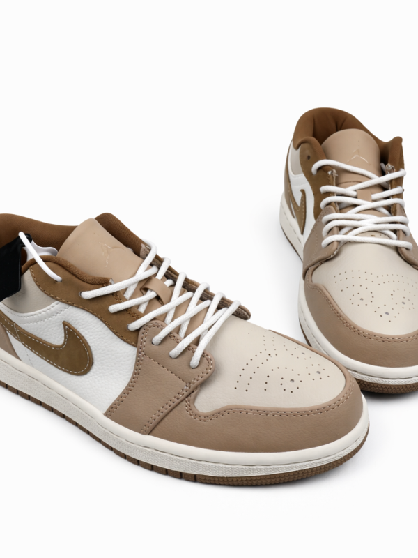 NIKE AIR JORDAN 1 LOW