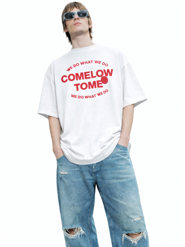 COMELOW URBAN GRAPHIC TEE “WHITE / RED”